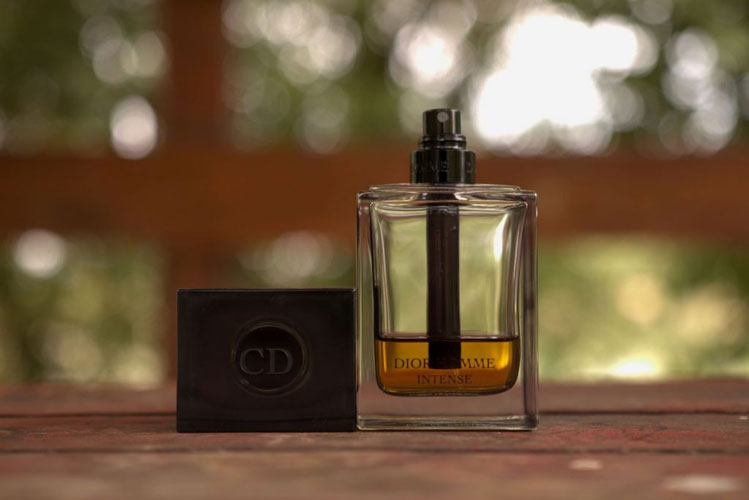  عطر ادکلن دیورهوم اینتنس