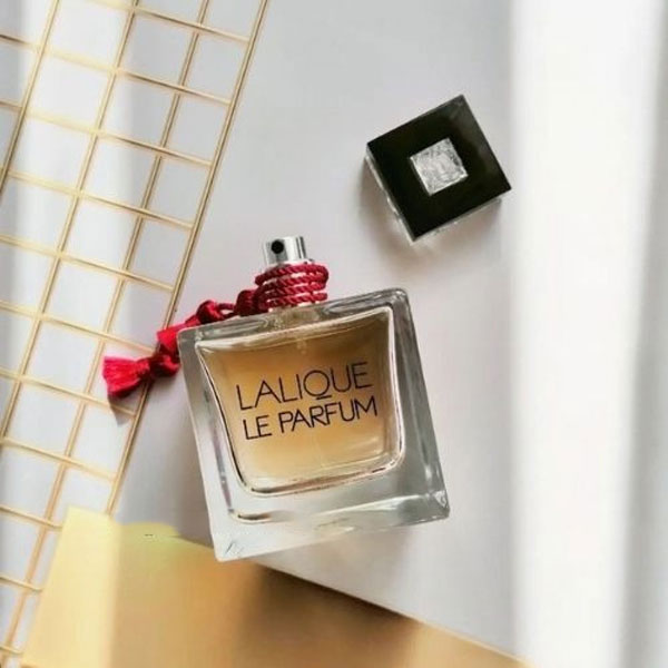 قیمت عطر لالیک له پرفیوم قرمز